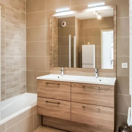 Modern In With Terrace Appartement Le Cannet
